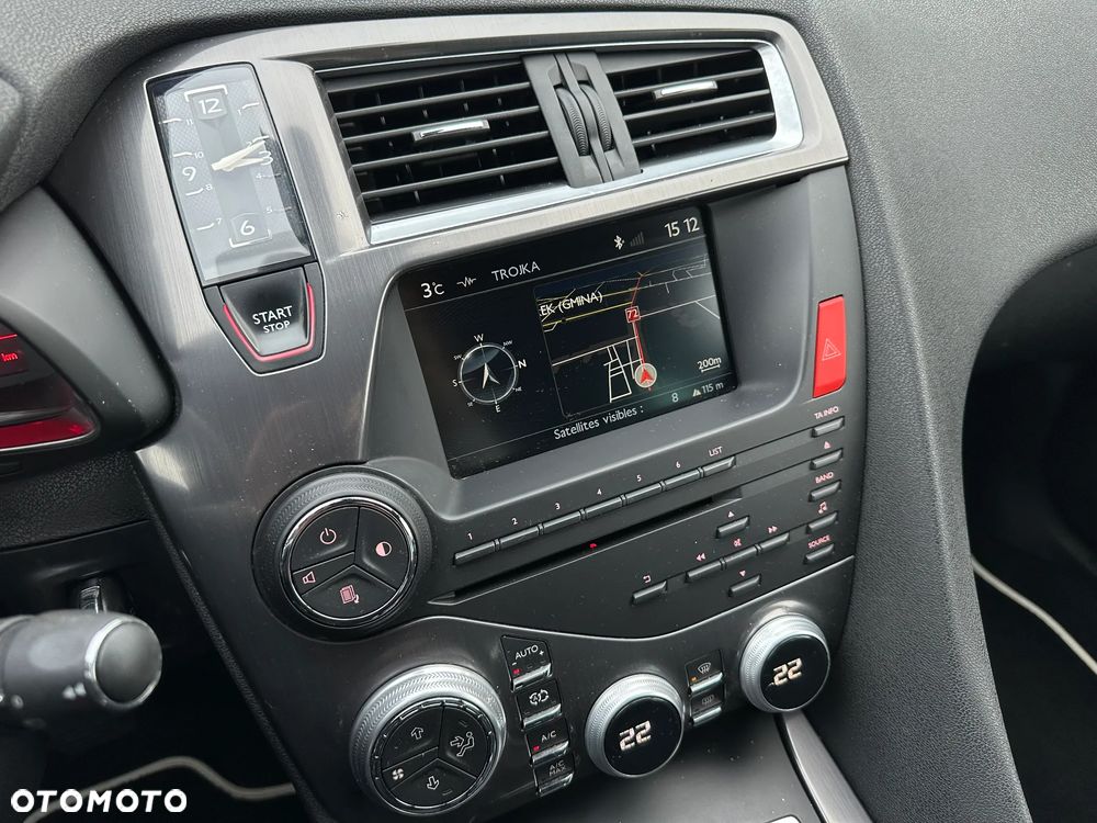 Citroën DS5 e-HDi 115 EGS6 SoChic - 31