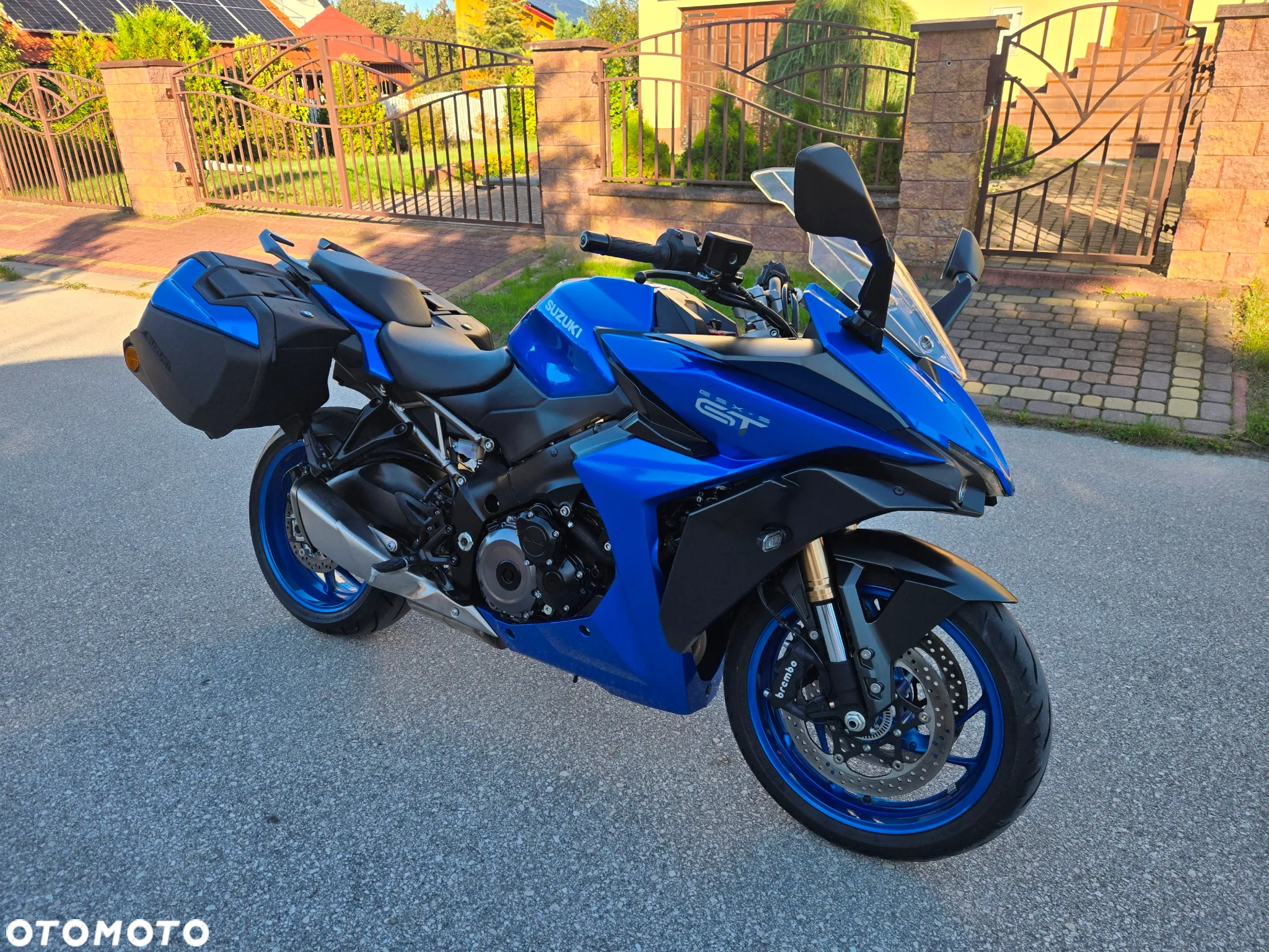 Suzuki GSX - 4