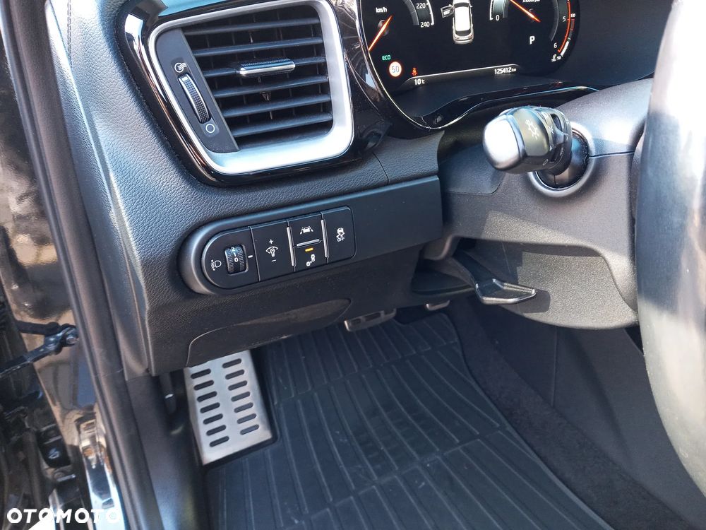 Kia Ceed 1.6 CRDi SCR L Business Line DCT - 16