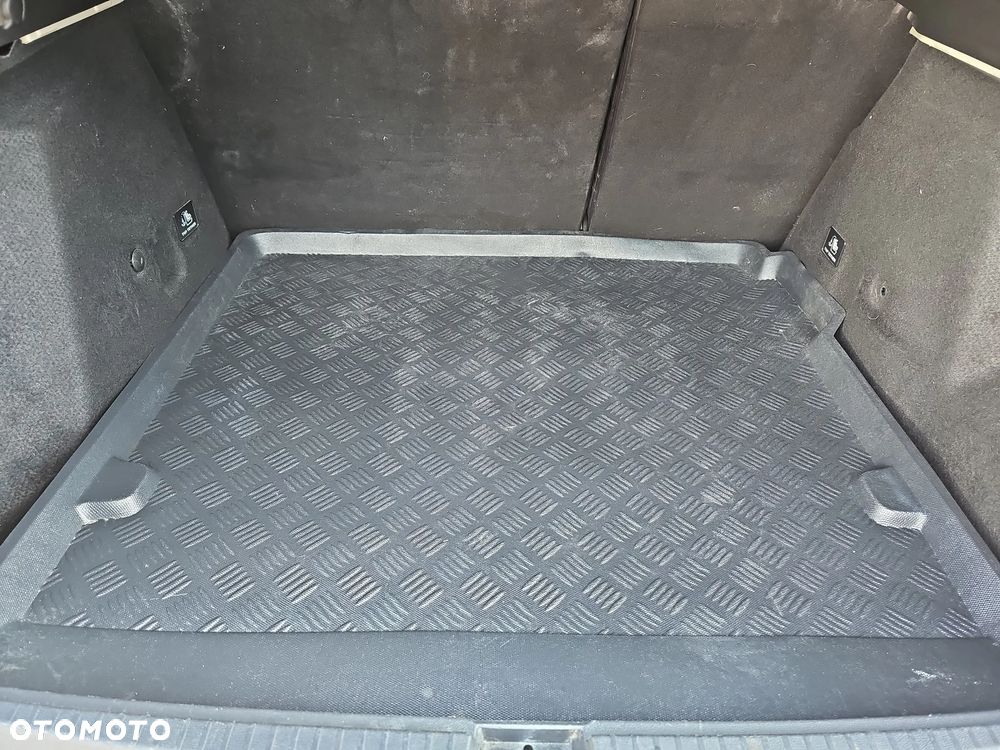 Dacia Duster SCe 115 4x2 Prestige - 31
