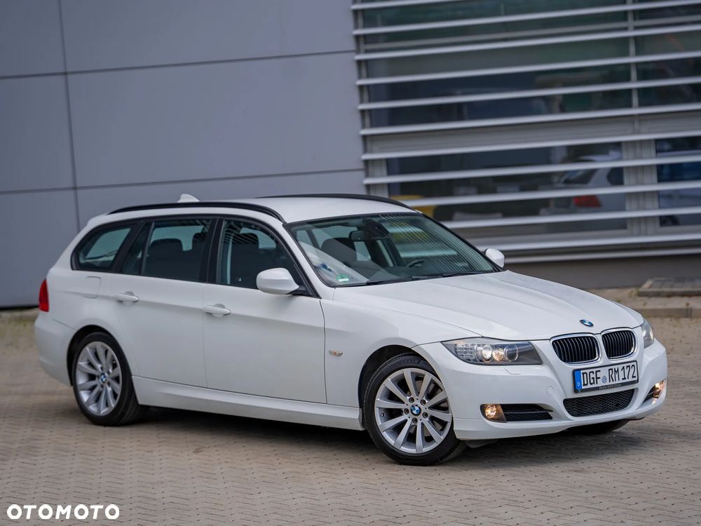 BMW Seria 3 318d DPF Edition Lifestyle - 4