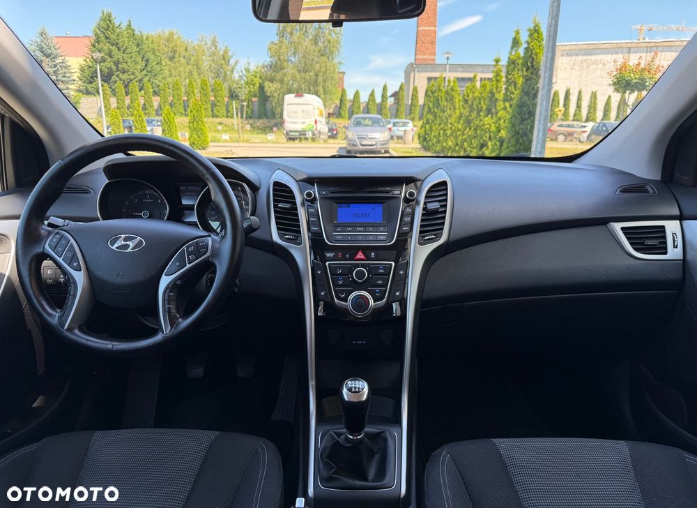 Hyundai i30 blue 1.6 CRDi Style - 21