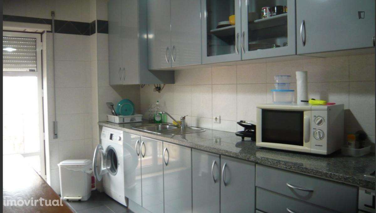 Quarto - localizado em Montes Claros Coimbra - Grande imagem: 4/11