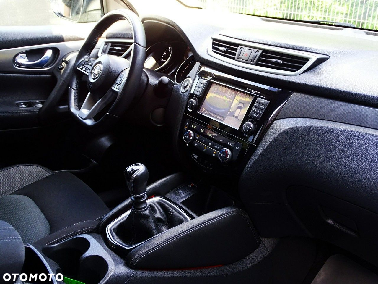 Nissan Qashqai 1.2 DIG-T Tekna EU6 - 18