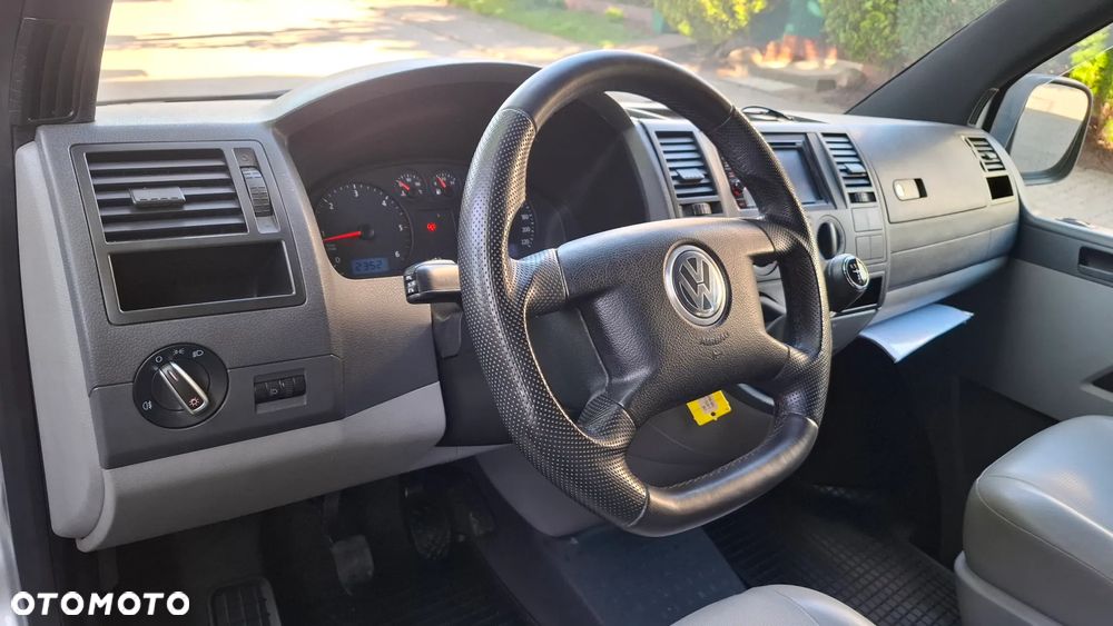 Volkswagen T5 - 13