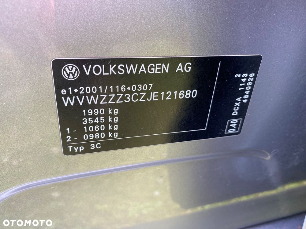 Volkswagen Passat 1.6 TDI BMT Trendline - 15