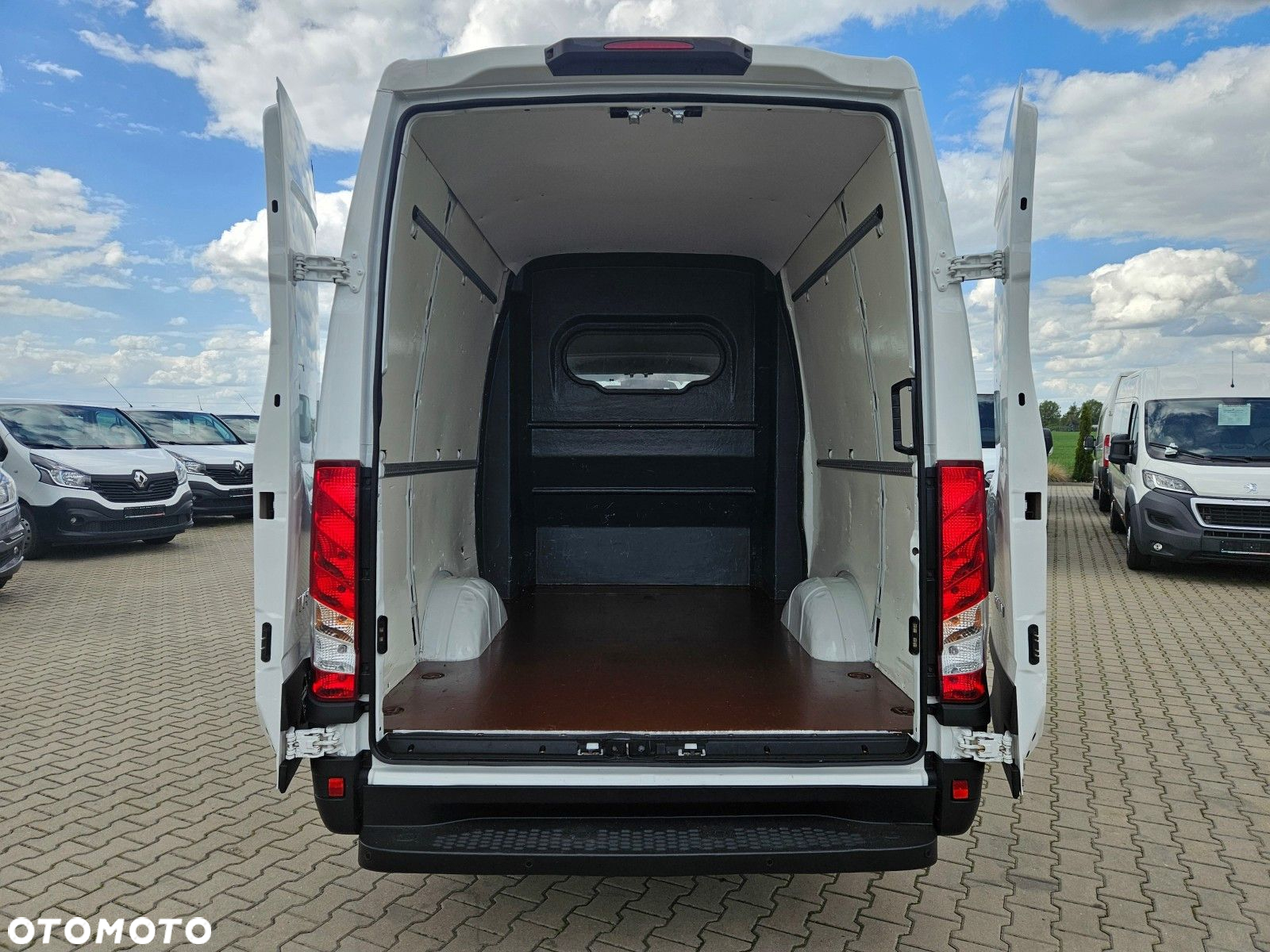 Iveco 35s16 L3H2 *104900zł NETTO* Brygadówka 6-cio osobowa 2,3HPi/160KM - 13