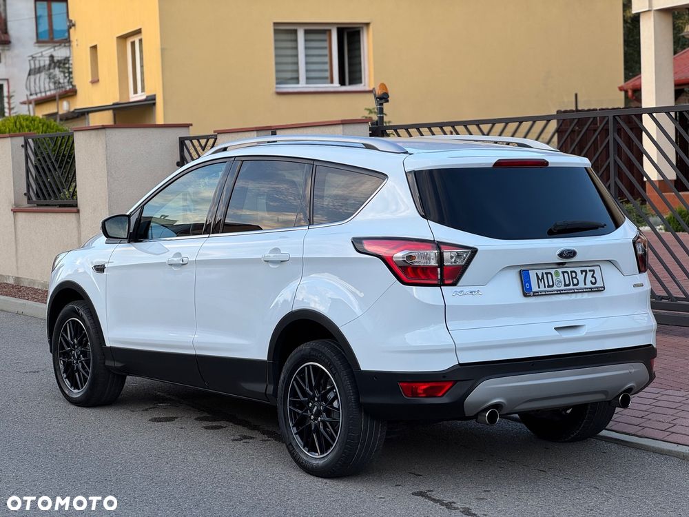 Ford Kuga 1.5 EcoBoost 2x4 Titanium - 11