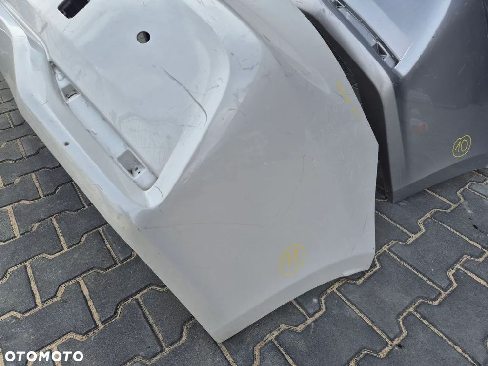 TOYOTA COROLLA E21 SEDAN ZDERZAK TYLNY (dostępne 6 zderzaków) - 15