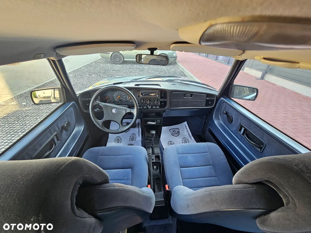 Saab 900 - 9