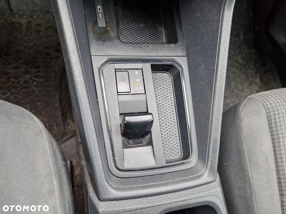 Volkswagen Caddy - 10