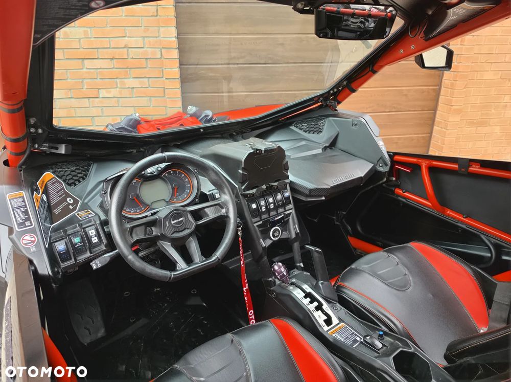 Can-Am Maverick - 5