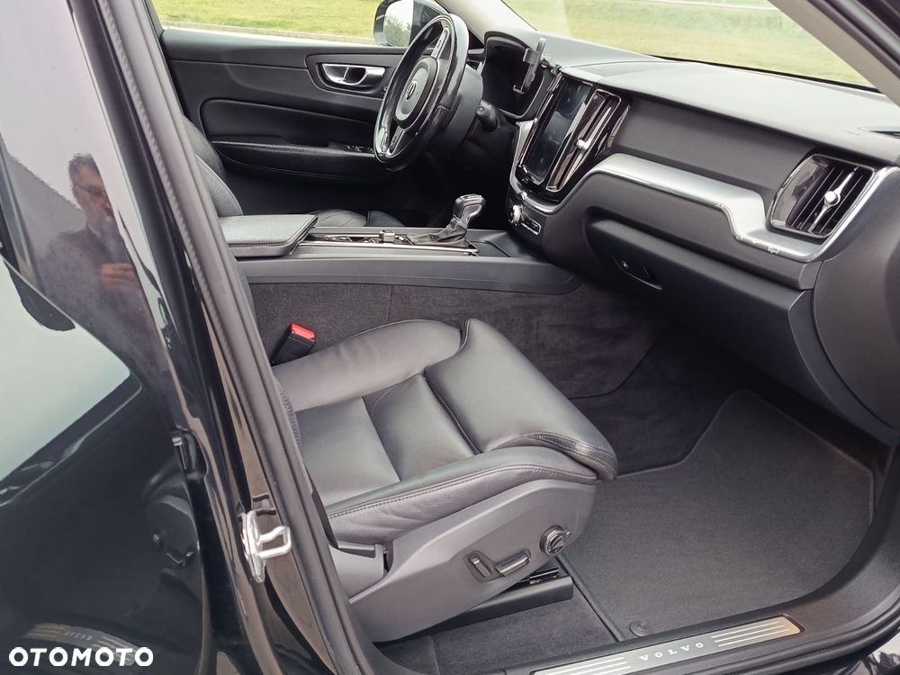 Volvo XC 60 T5 AWD Geartronic Inscription - 23