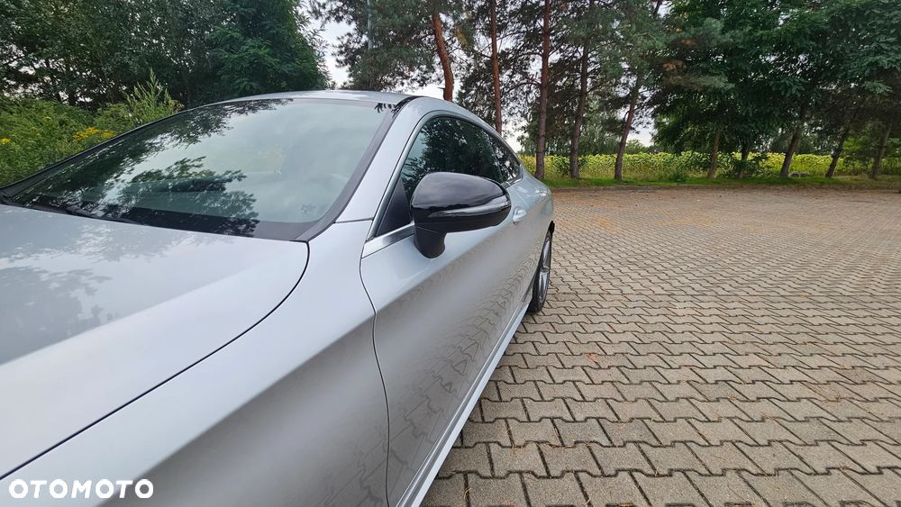 Mercedes-Benz Klasa C 200 9G-TRONIC AMG Line - 11
