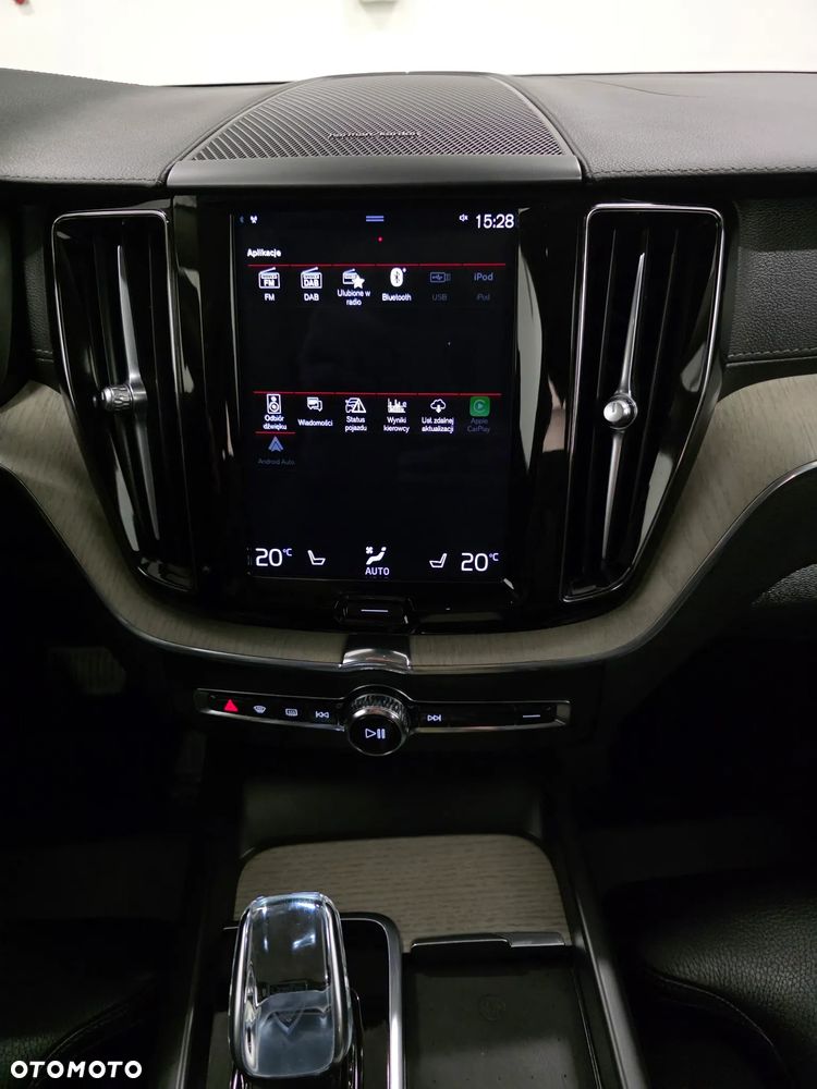 Volvo XC 60 B4 D Inscription - 13