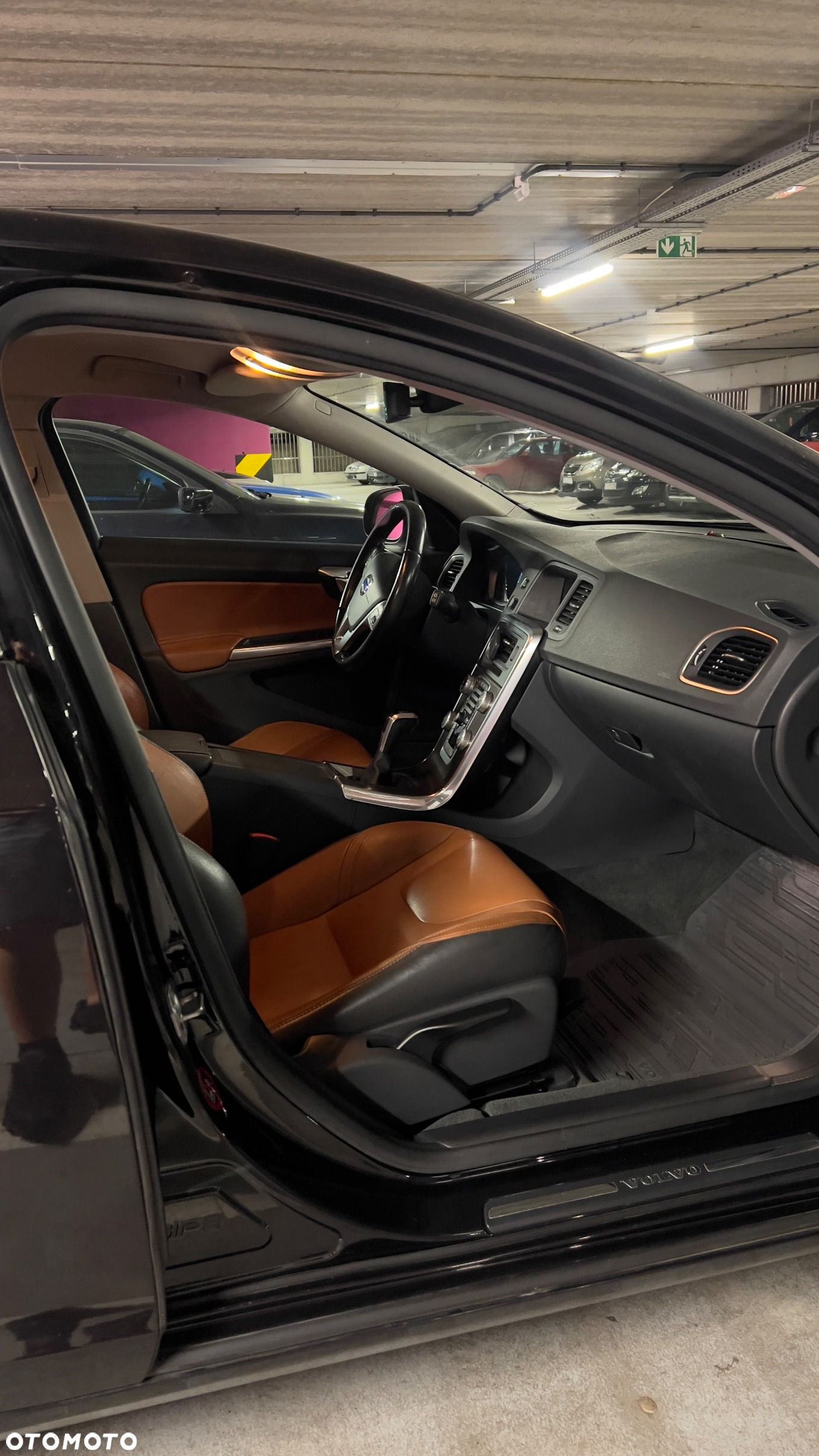 Volvo V60 D4 Drive-E Summum - 9