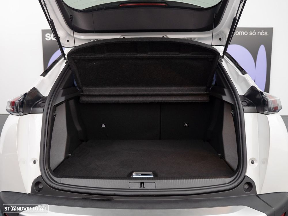Peugeot 2008 1.5 BlueHDi Allure Pack EAT8 - 11