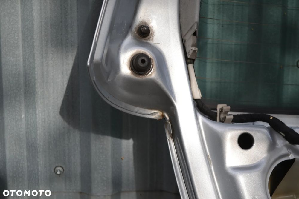 VW BORA GOLF IV KOMBI KLAPA BAGAŻNIKA Z SZYBĄ LA7W POMORSKIE - 7