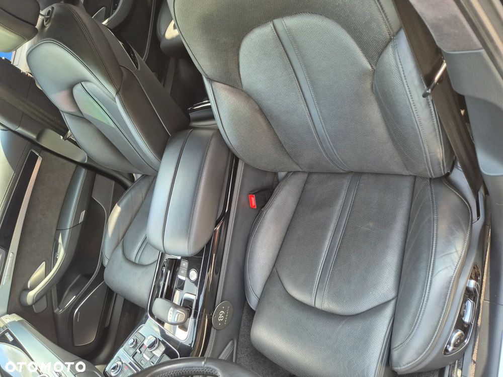Audi A8 4.2 TDI clean diesel L Quattro - 13