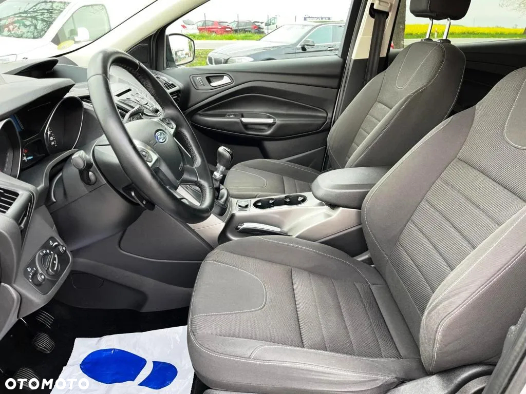 Ford Kuga 2.0 TDCi Titanium - 24