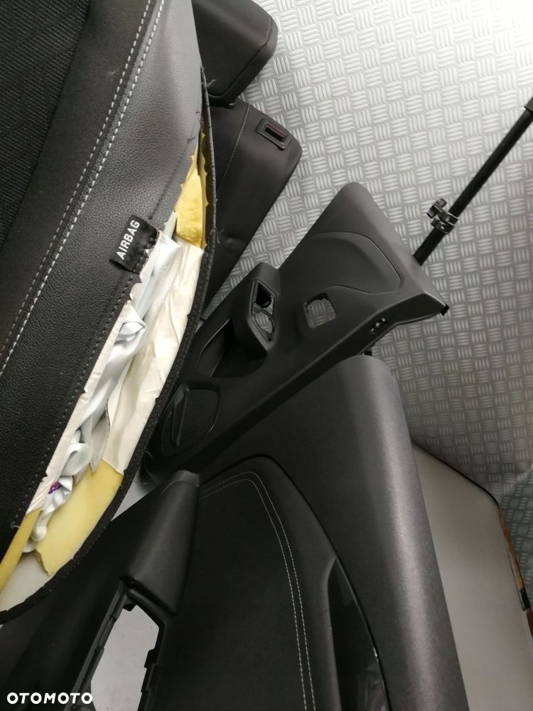 fotele fotel tapicerka kanapa przód tył boczki lewy prawy OPEL CORSA F 19- - 9