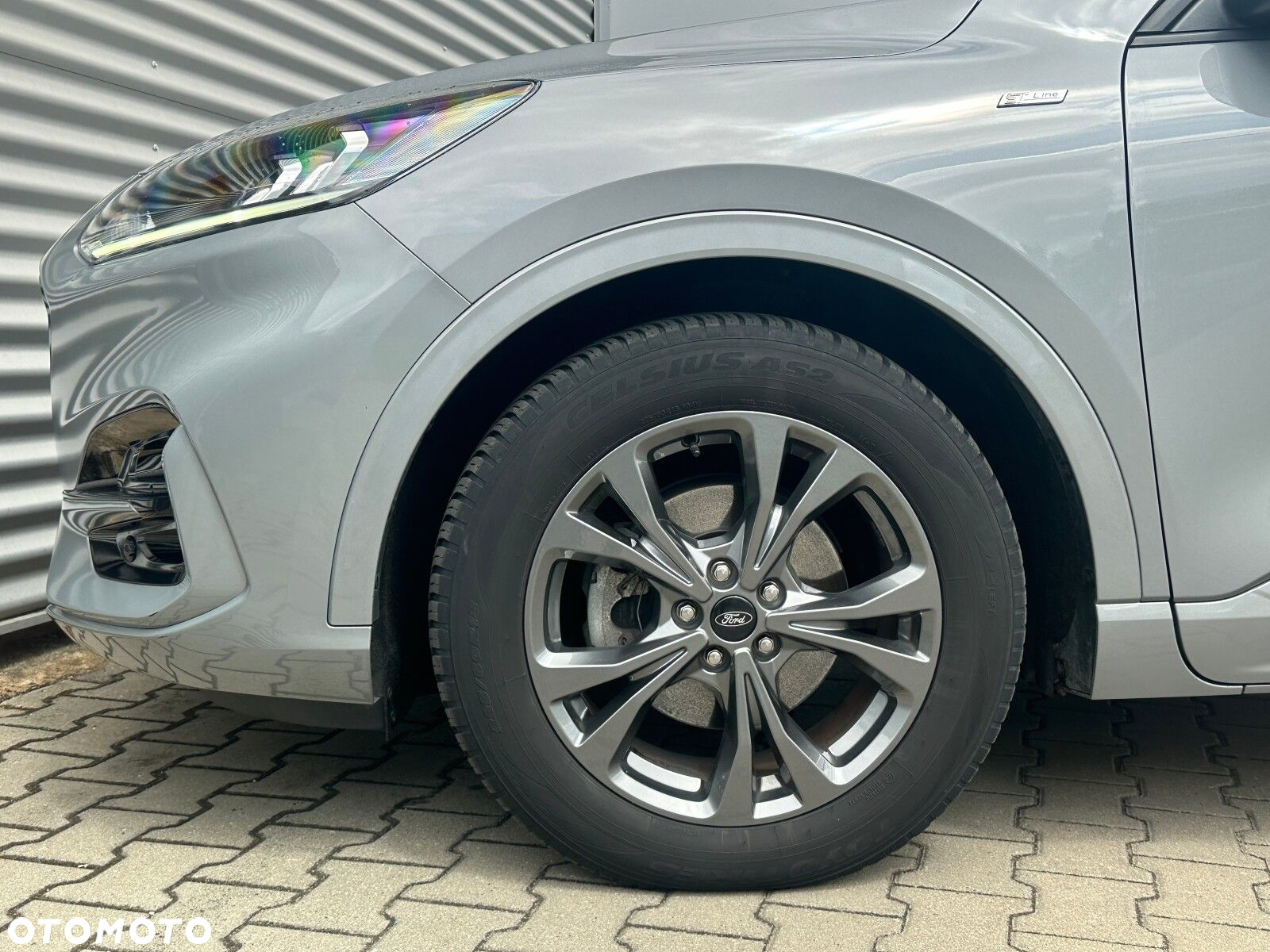 Ford Kuga 2.5 FHEV FWD ST-Line - 11