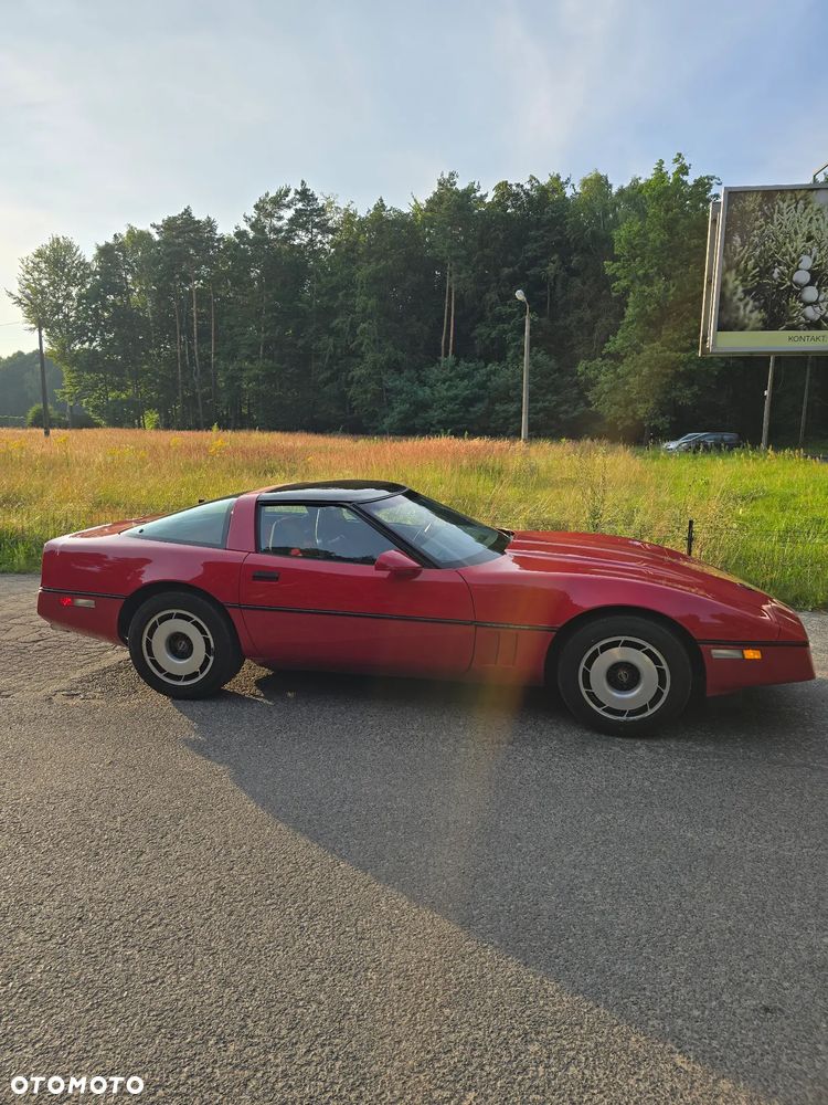 Chevrolet Corvette - 5
