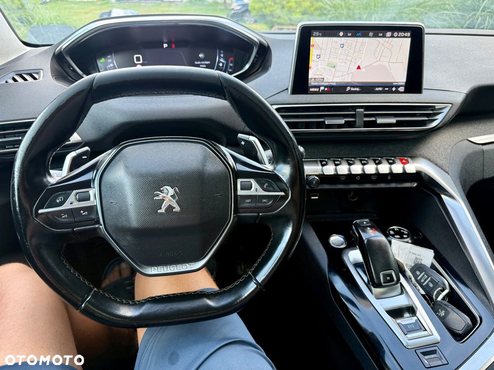 Peugeot 5008 PureTech 130 EAT8 Stop & Start Allure Pack - 25