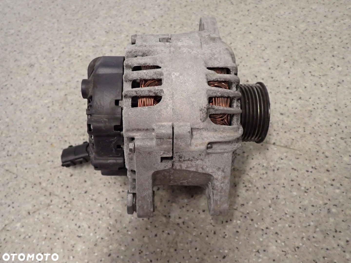 KIA VENGA 09- ALTERNATOR 1.4 BENZYNA - 3