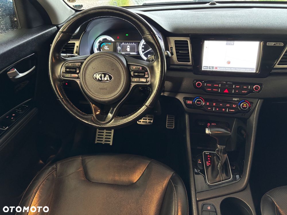 Kia Niro 1.6 GDI Hybrid L Business Line - 7