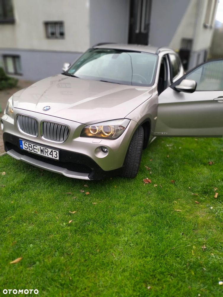 BMW X1 xDrive20d - 1