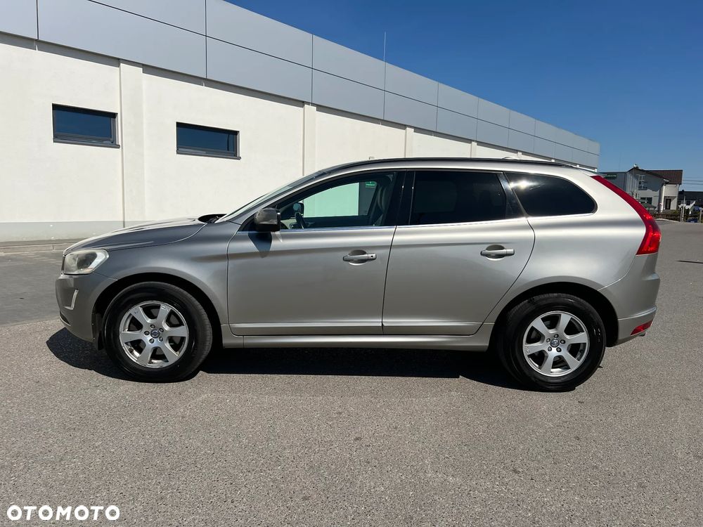 Volvo XC 60 D3 Geartronic Momentum - 10