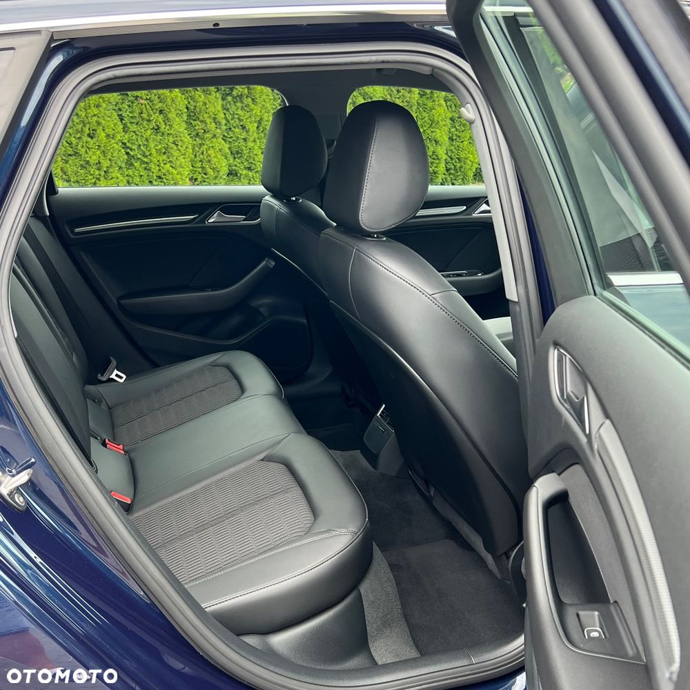 Audi A3 Sportback 2.0 TDI clean diesel Quattro Ambition S tronic - 25