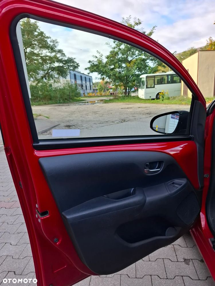 Toyota Aygo - 16
