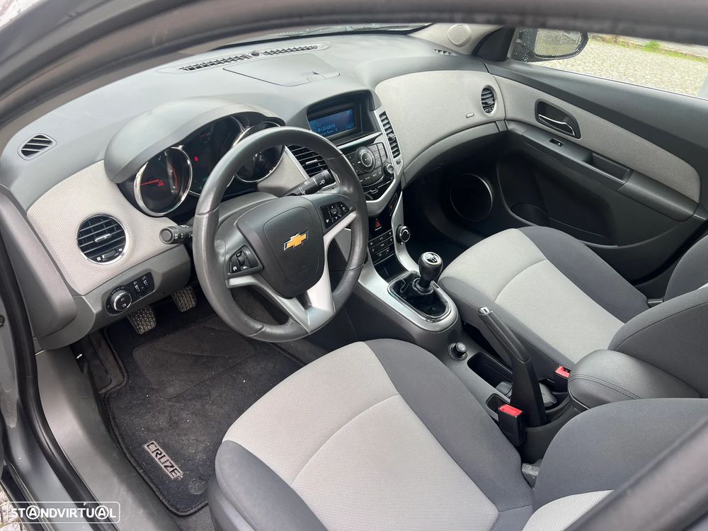 Chevrolet Cruze 2.0 VCDi LT - 13