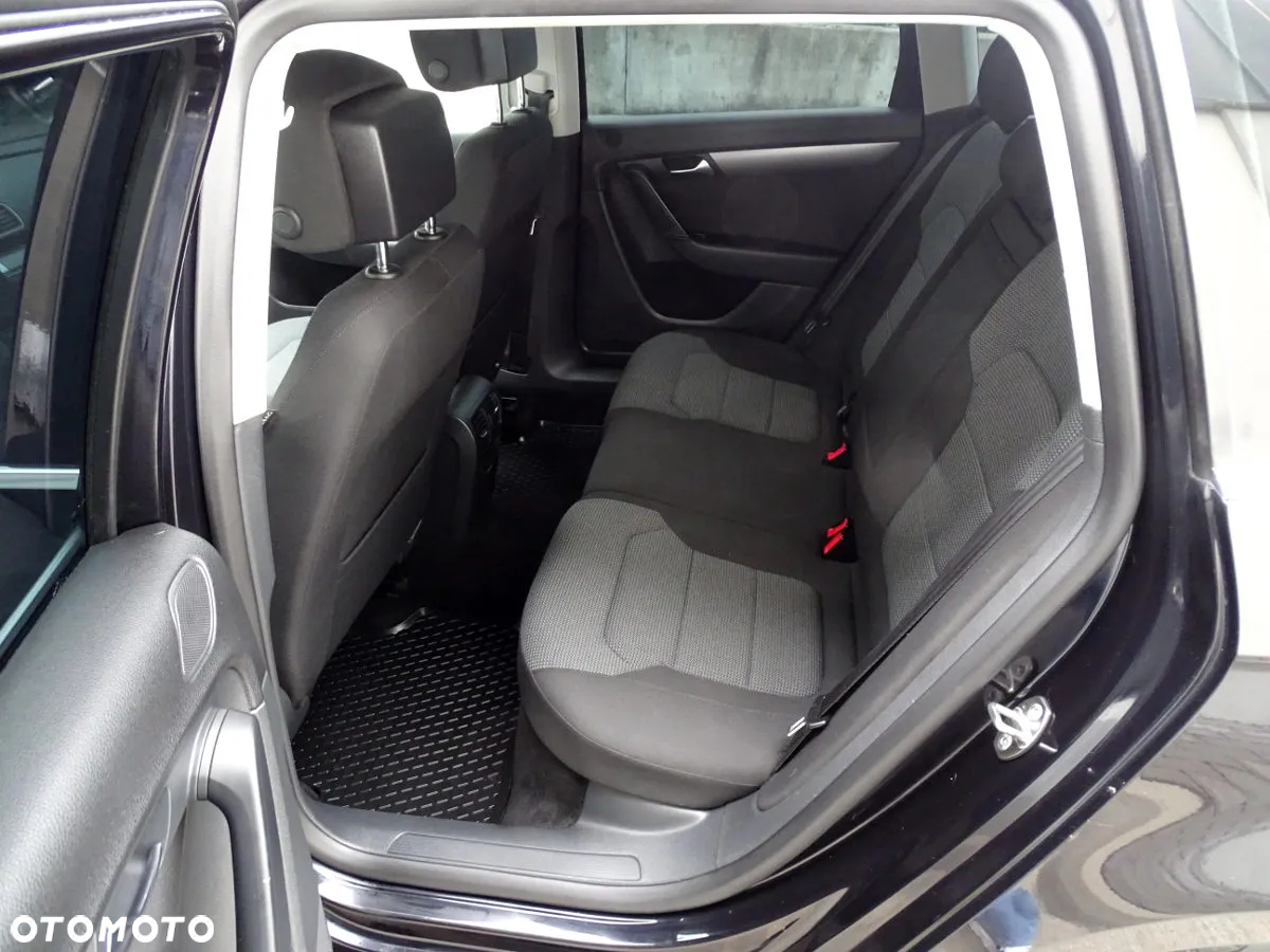 Volkswagen Passat 2.0 TSI Highline - 11