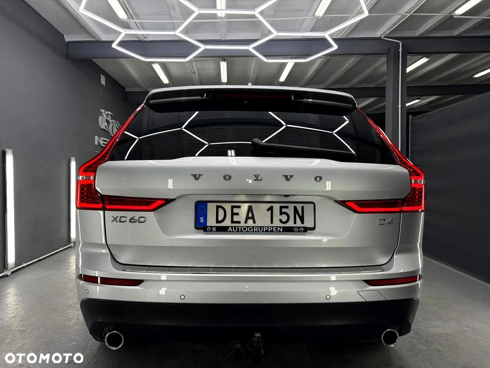 Volvo XC 60 D4 Momentum - 7