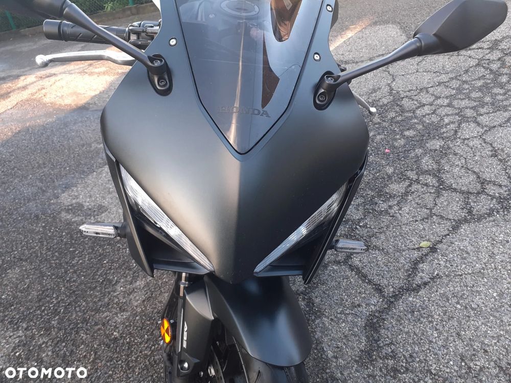 Honda CBR - 22
