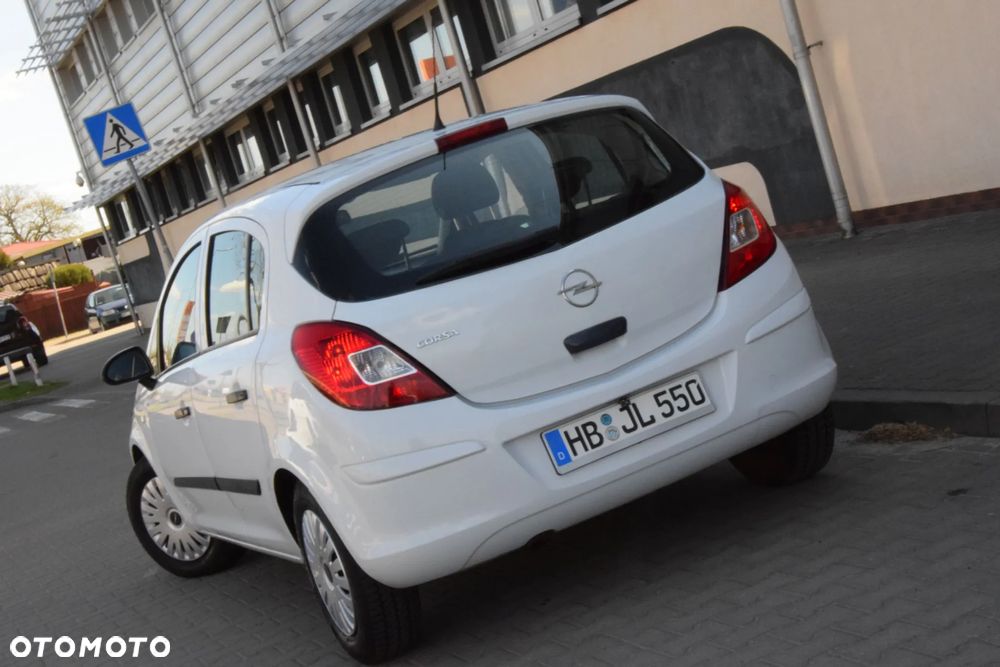 Opel Corsa 1.0 12V Cosmo - 24