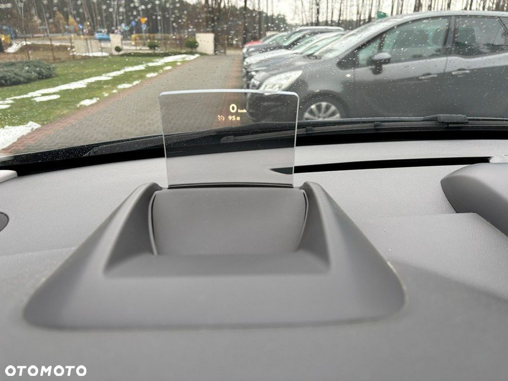 Peugeot 3008 1.6 BlueHDi Allure S&S - 21