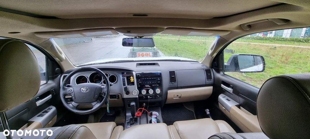 Toyota Tundra 5.7 4x4 Double Cab SR5 - 13