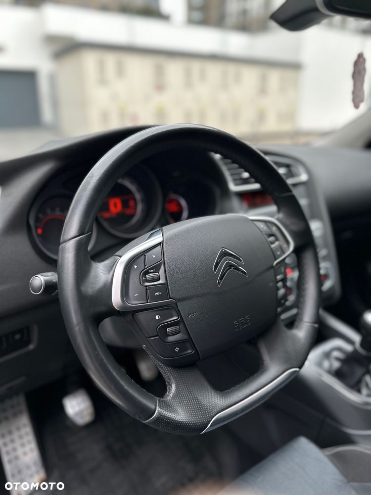 Citroën C4 1.6 VTi Exclusive - 20