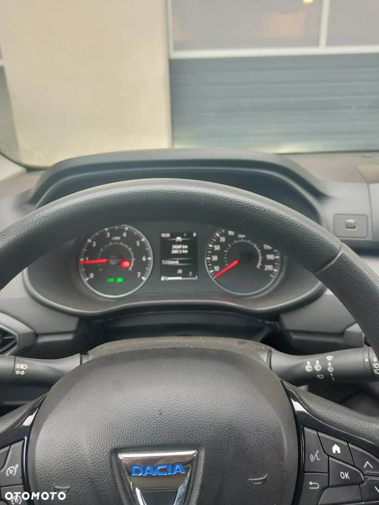 Dacia Sandero - 2