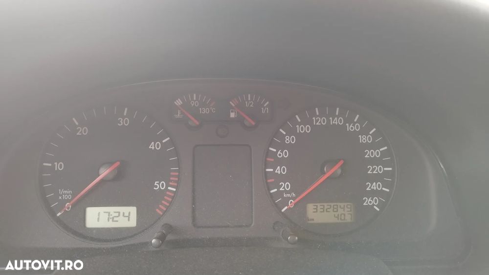 Volkswagen Passat - 2