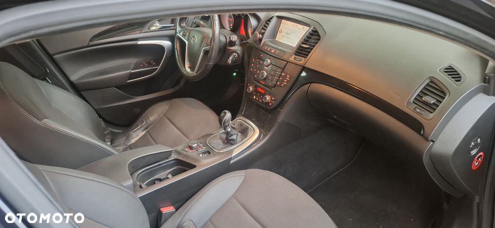 Opel Insignia 1.6 Turbo Cosmo - 9