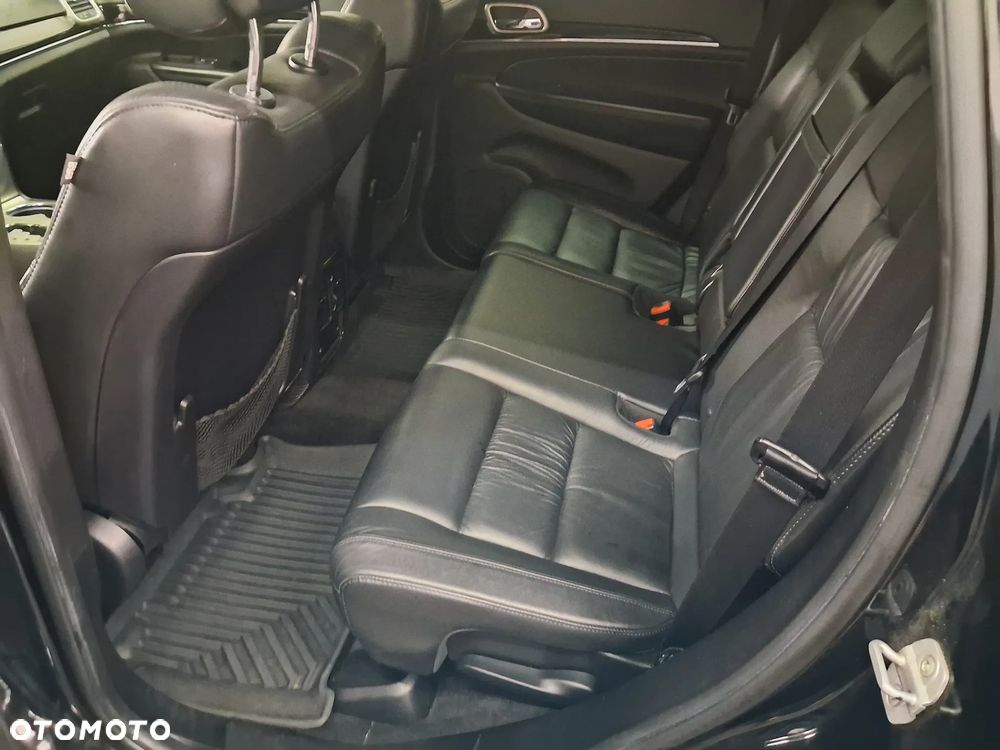 Jeep Grand Cherokee - 10