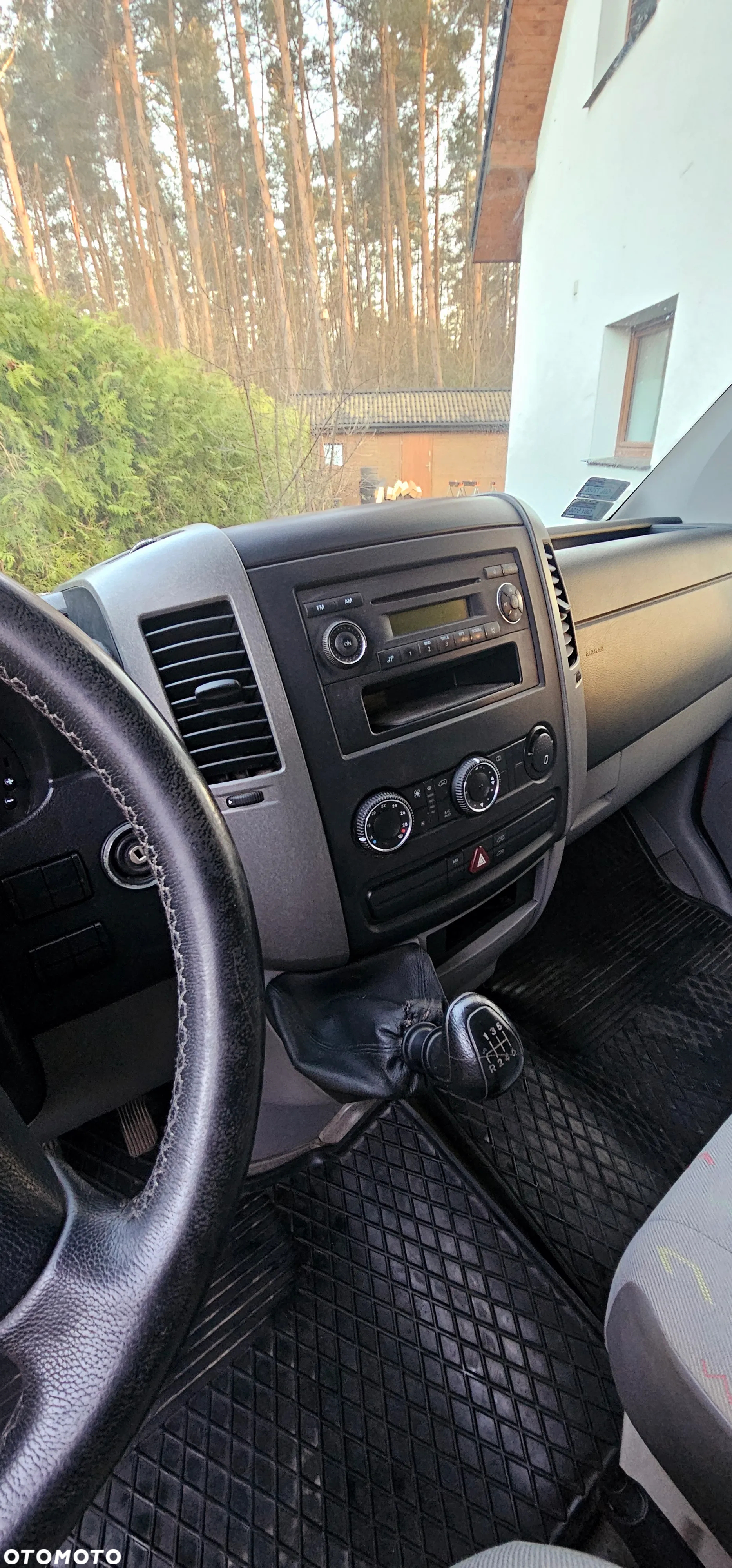 Volkswagen Crafter - 13