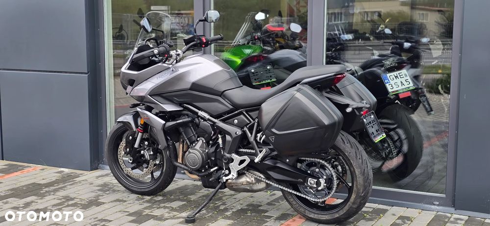 Triumph Tiger - 28