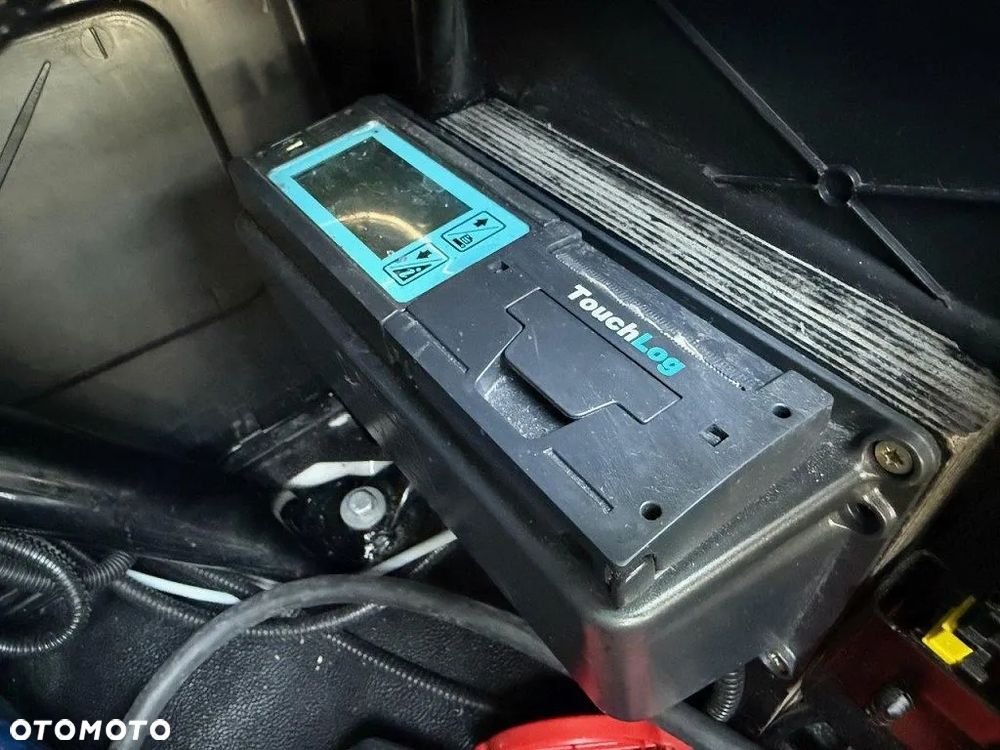 Iveco IGLOPOL DAILY 70C18 - 12