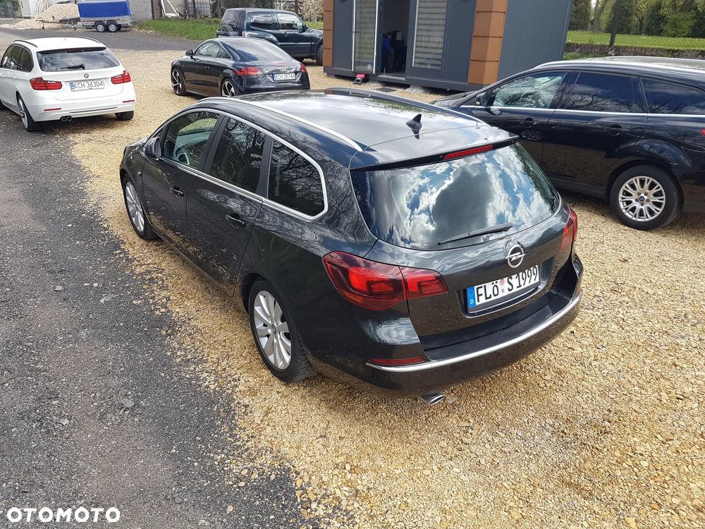 Opel Astra 2.0 CDTI DPF ecoFLEX SportsTourer Start/Stop Exklusiv - 10